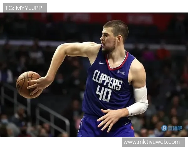 卢指导谈对阵龙狮策略强调祖巴茨在低位进攻的重要性